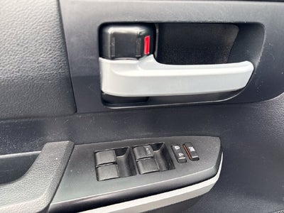 2014 Toyota Tundra SR5