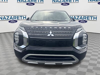 2023 Mitsubishi Outlander SE