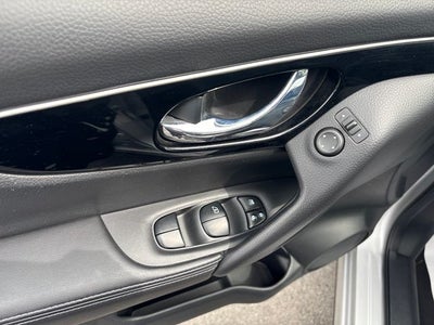 2017 Nissan Rogue Sport SL