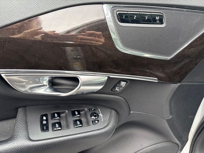 2018 Volvo XC90 T5 Momentum