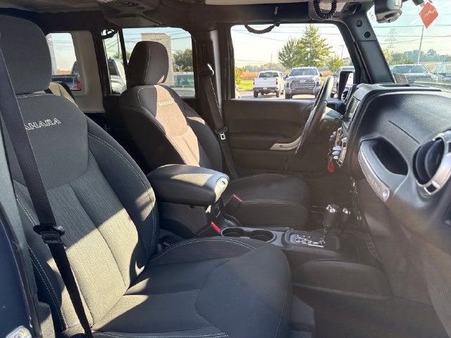 2016 Jeep Wrangler Unlimited Sahara