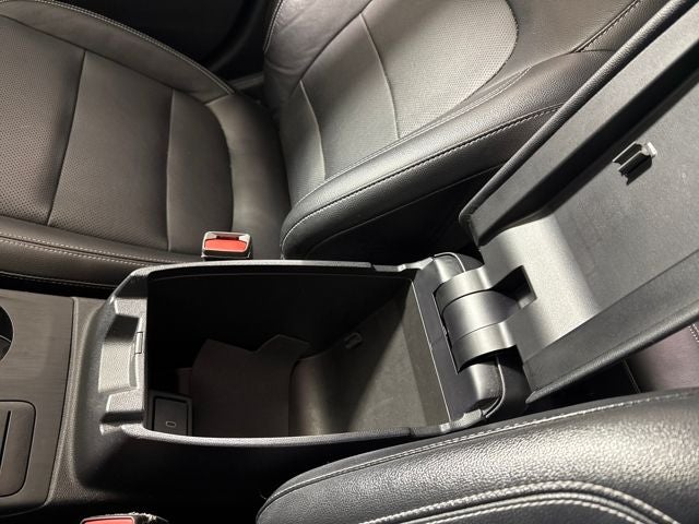 2020 Ford Escape Titanium Hybrid