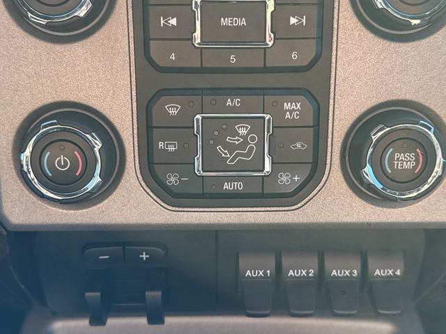 2014 Ford F-250SD Platinum