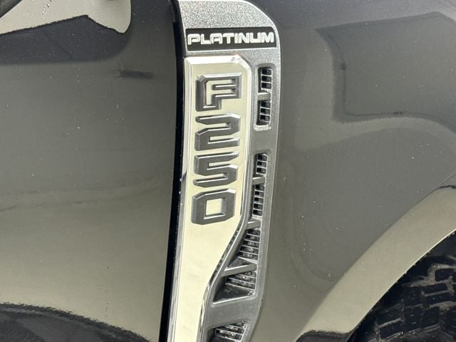 2024 Ford F-250SD Platinum