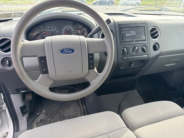 2005 Ford F-150 XL