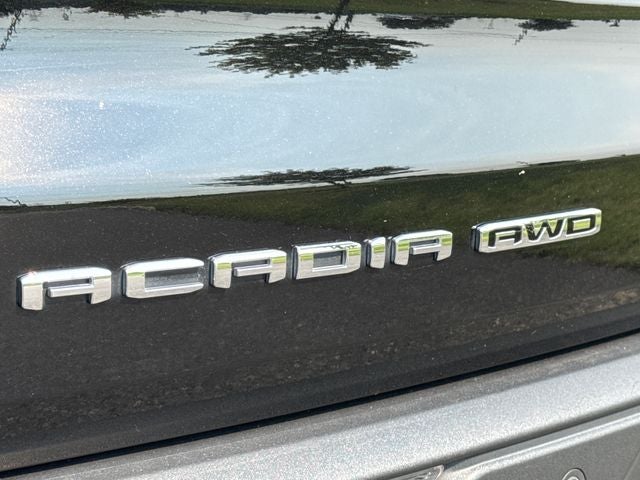 2025 GMC Acadia AT4