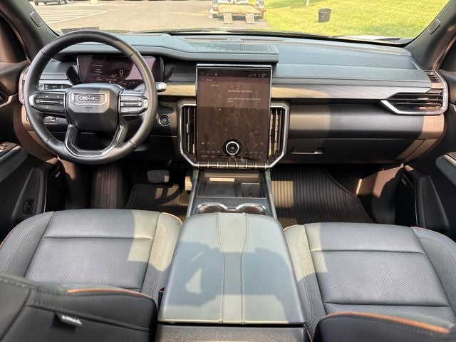 2025 GMC Acadia AT4