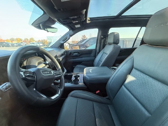 2025 GMC Yukon XL AT4