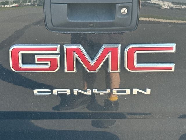 2022 GMC Canyon Elevation Standard