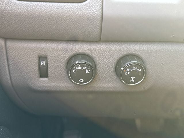 2022 GMC Canyon Elevation Standard