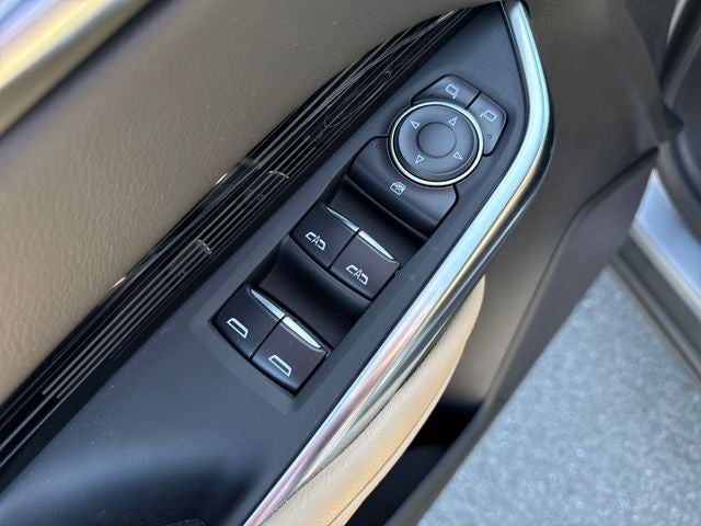 2024 Cadillac XT4 Luxury
