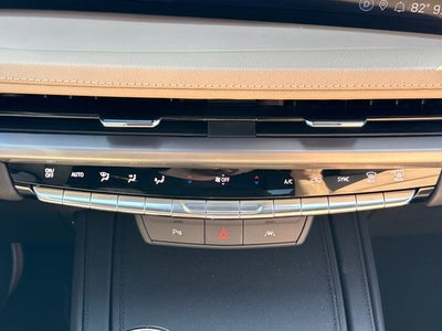 2024 Cadillac XT4 Luxury