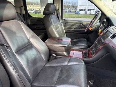 2008 Cadillac Escalade ESV Base