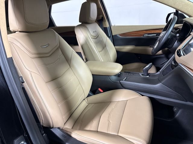 2019 Cadillac XT5 Platinum