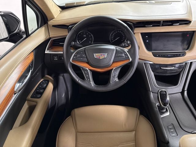 2019 Cadillac XT5 Platinum