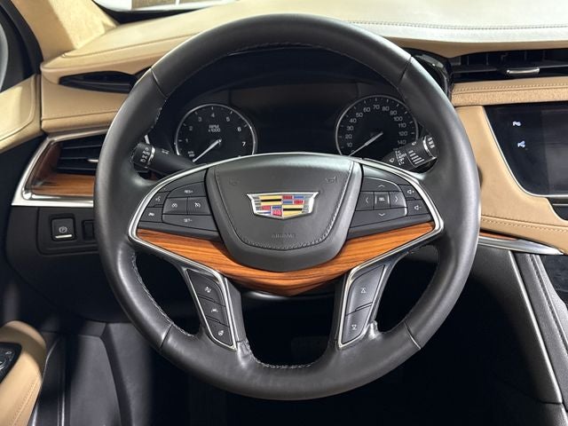 2019 Cadillac XT5 Platinum
