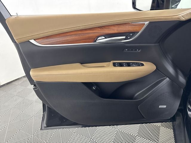 2019 Cadillac XT5 Platinum