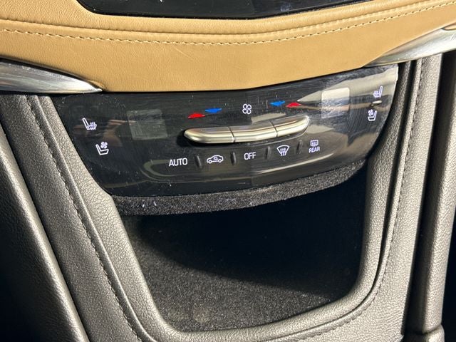 2019 Cadillac XT5 Platinum