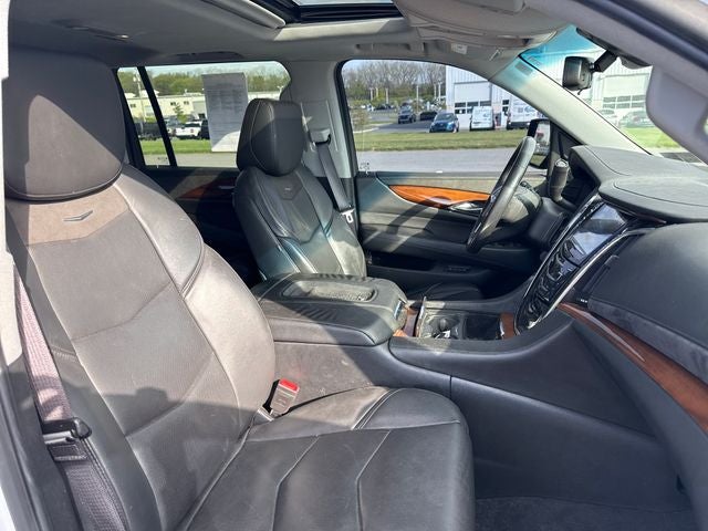 2017 Cadillac Escalade ESV Luxury