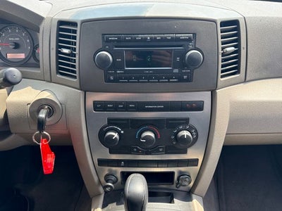 2005 Jeep Grand Cherokee Laredo