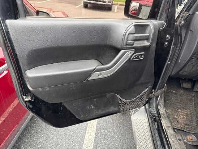 2011 Jeep Wrangler Unlimited Sahara