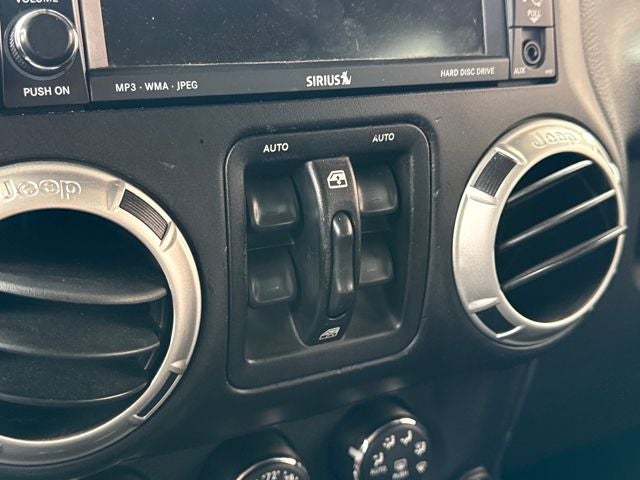 2011 Jeep Wrangler Unlimited Sahara