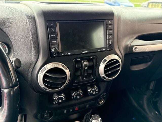 2011 Jeep Wrangler Unlimited Sahara