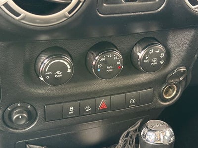 2011 Jeep Wrangler Unlimited Sahara