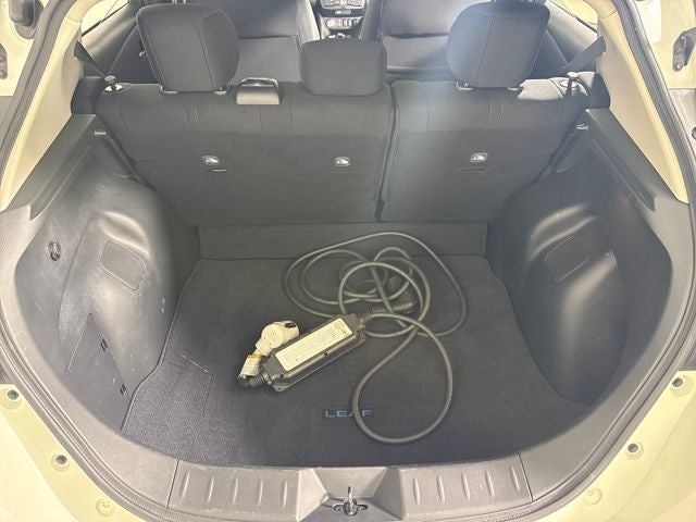 2023 Nissan Leaf SV Plus