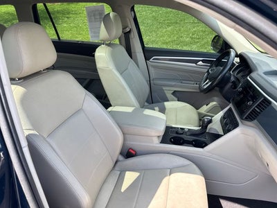 2021 Volkswagen Atlas 3.6L V6 SE w/Technology R-Line