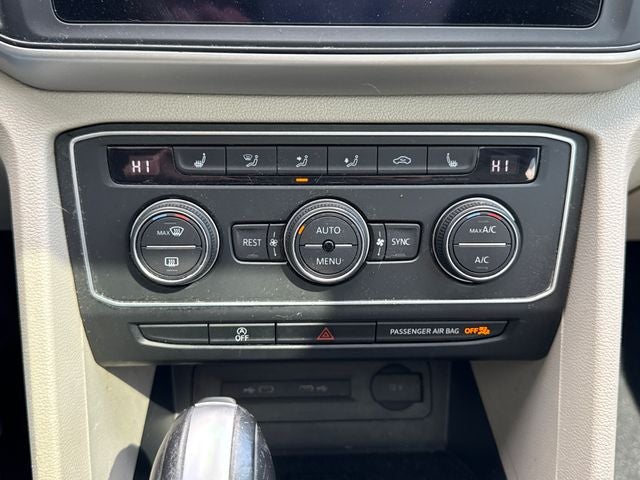 2021 Volkswagen Atlas 3.6L V6 SE w/Technology R-Line