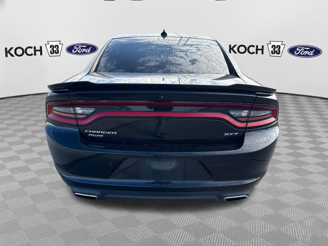 2015 Dodge Charger SXT