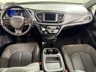 2020 Chrysler Pacifica Touring