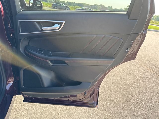 2022 Ford Edge ST Line
