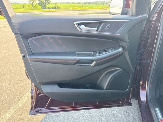 2022 Ford Edge ST Line