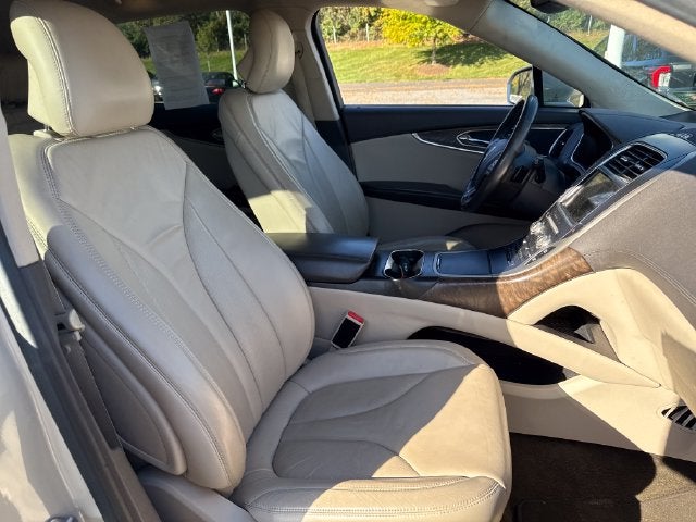 2016 Lincoln MKX Select