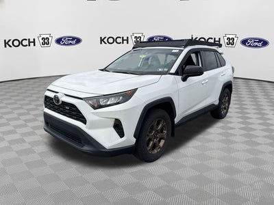 2020 Toyota RAV4 LE