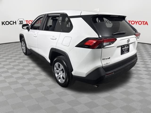 2025 Toyota RAV4 LE