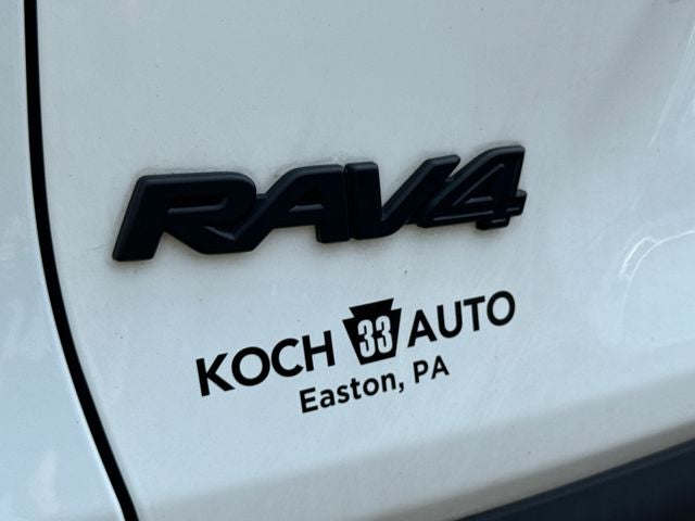 2023 Toyota RAV4 XLE