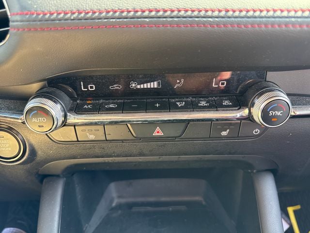 2024 Mazda Mazda3 2.5 S Carbon Edition