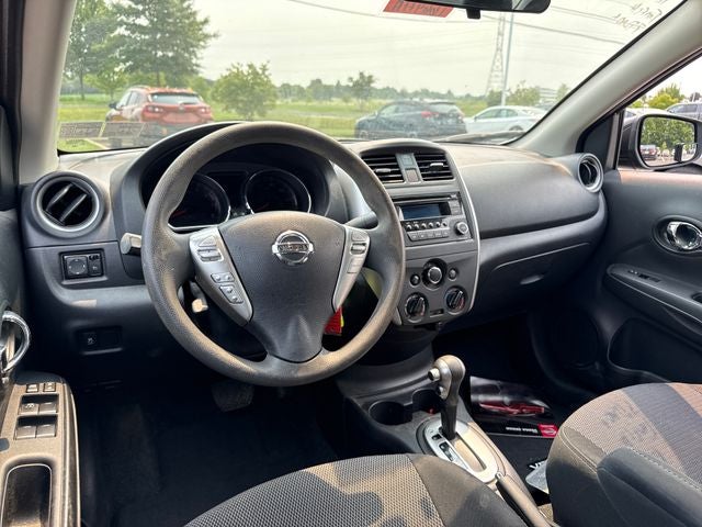 2015 Nissan Versa 1.6 SV
