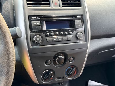 2015 Nissan Versa 1.6 SV