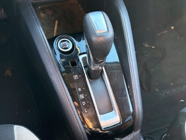 2021 Nissan Versa 1.6 SV