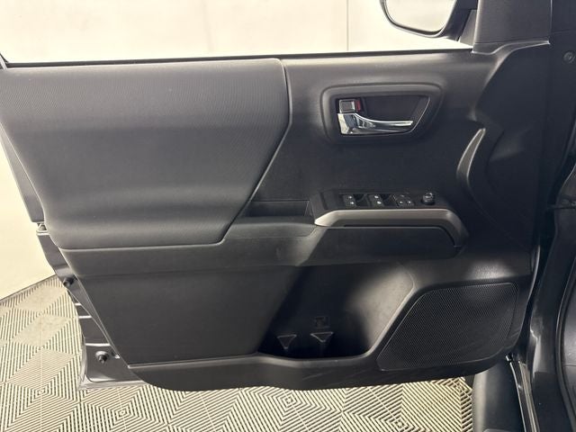 2021 Toyota Tacoma TRD Sport V6