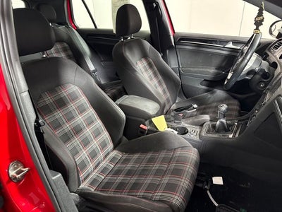 2017 Volkswagen Golf GTI S