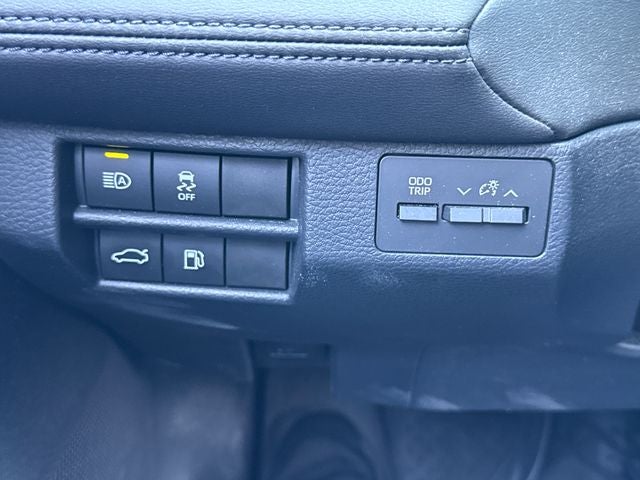 2020 Toyota Avalon Hybrid XSE