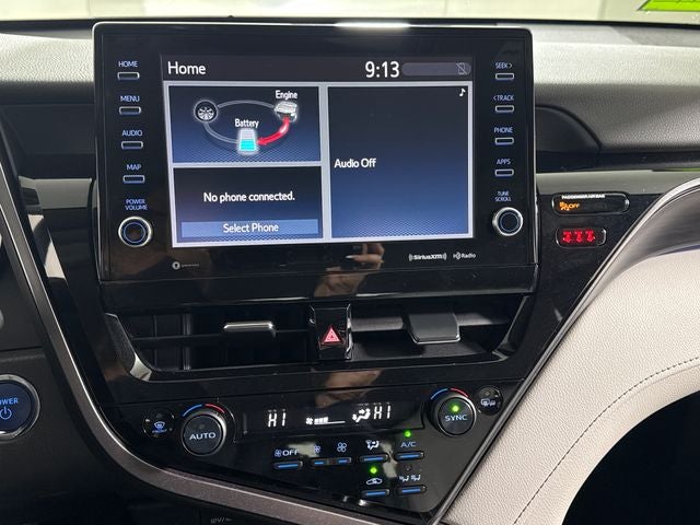 2023 Toyota Camry Hybrid XLE