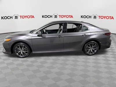 2023 Toyota Camry Hybrid XLE