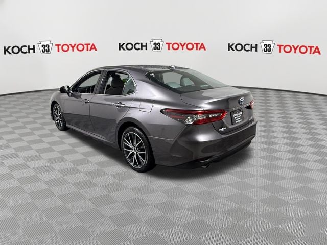 2023 Toyota Camry Hybrid XLE