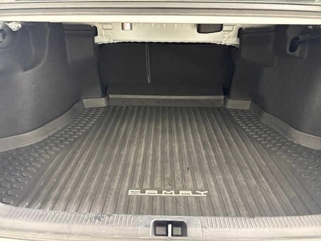 2021 Toyota Camry Hybrid XLE